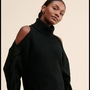 HYFVE WOMEN'S BLACK CUTOUT CROPPED TURTLENECK SIZE LARGE NWT